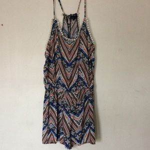 🌺Romper women’s Size Small🌺